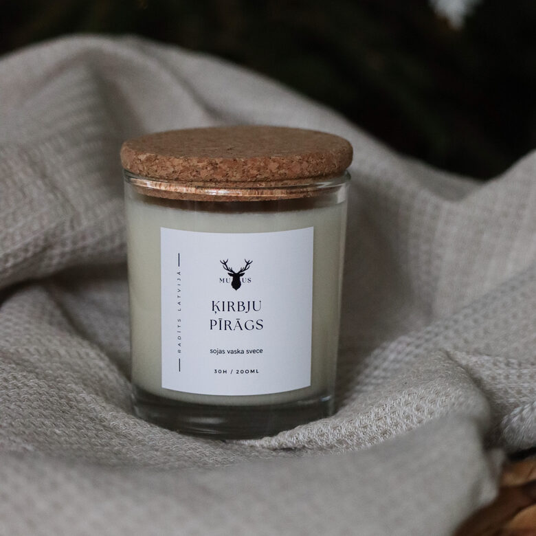 Aromātiska sojas vaska svece Ķirbju Pīrāgs